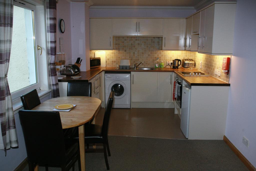 פורט ויליאם Glenlochy Nevis Bridge Apartments מראה חיצוני תמונה