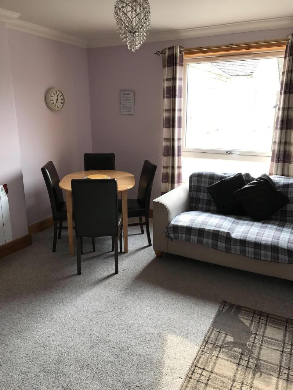 פורט ויליאם Glenlochy Nevis Bridge Apartments מראה חיצוני תמונה